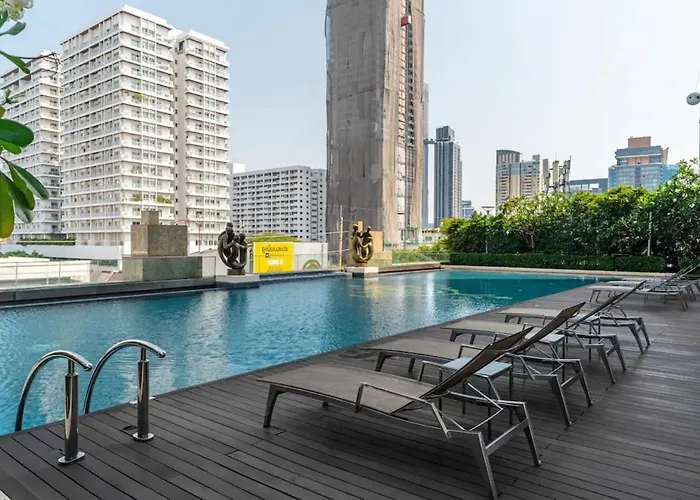Luxury Center Of Bkk! Close To Thong Lor Bts Apartment